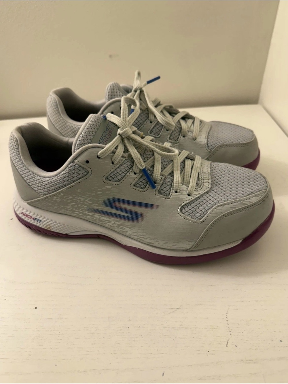 Skechers Women's Gray Archfit Pickleball Sneakers W8